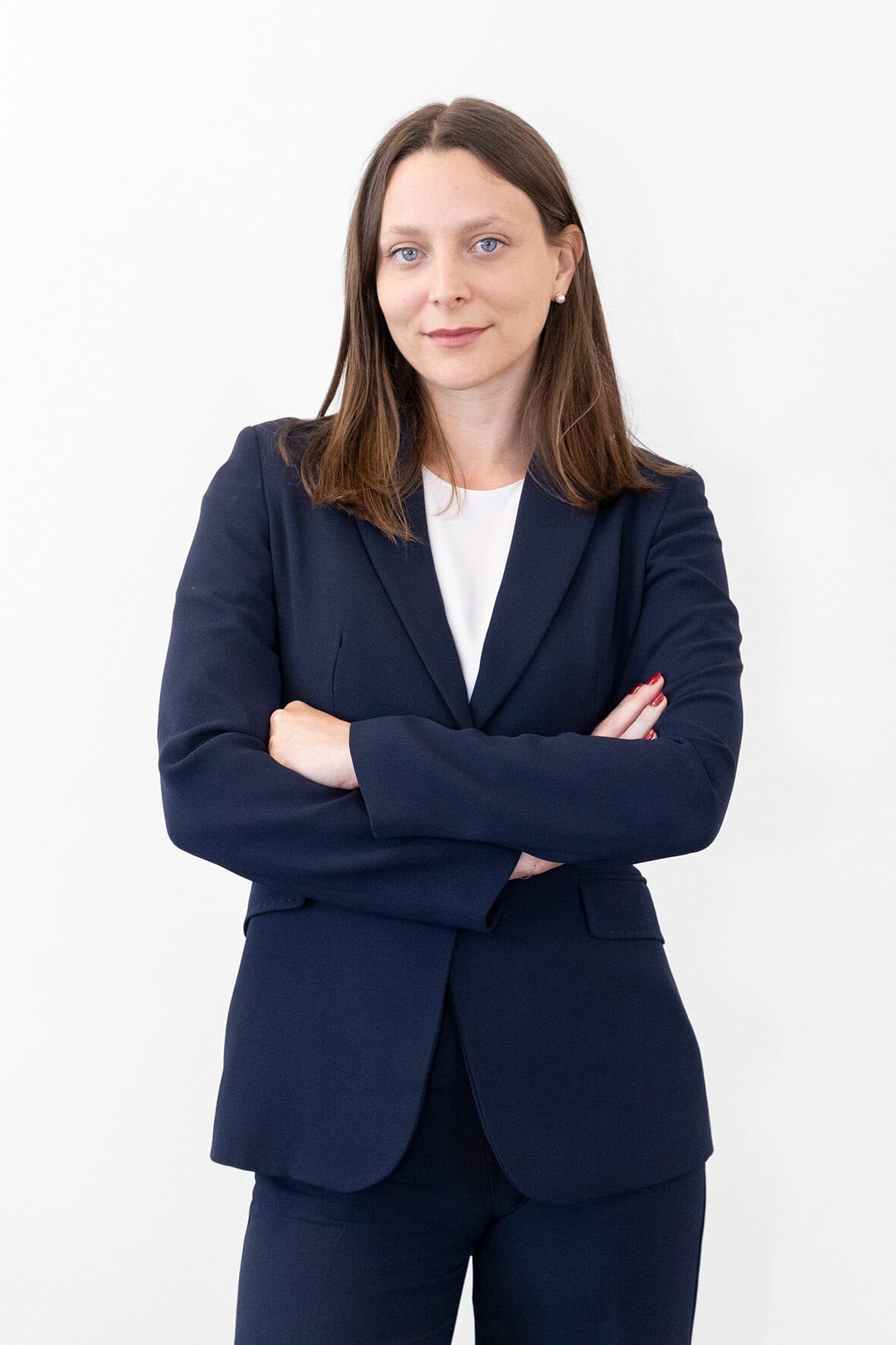 Avvocato Alice Fracci, laureata in Giurisprudenza, specializzata in diritto civile e diritto del lavoro.